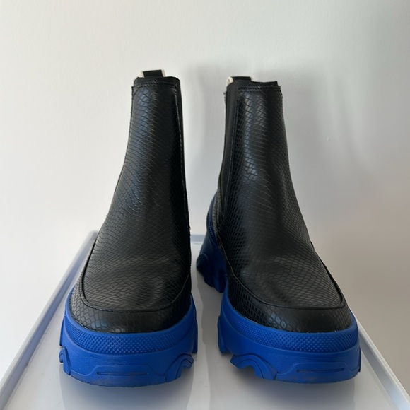 SOREL Brex Chelsea Weatherproof Leather Boot in Black & Cobalt Blue - Picture 5 of 7